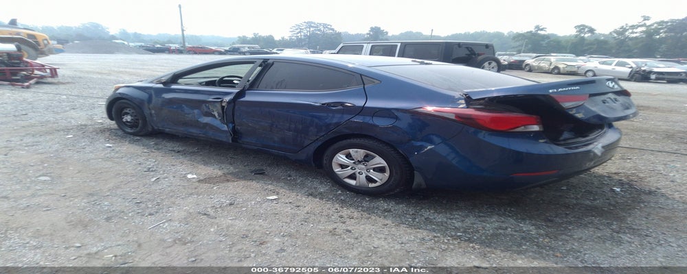 5NPDH4AEXGH671264 2016 HYUNDAI ELANTRA photo no. 3