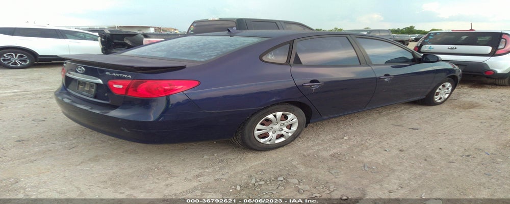 KMHDU4AD8AU928238 2010 HYUNDAI ELANTRA photo no. 4