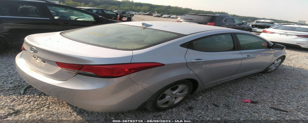 5NPDH4AE2CH142093 2012 HYUNDAI ELANTRA photo no. 4