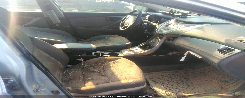 5NPDH4AE2CH142093 2012 HYUNDAI ELANTRA photo no. 5