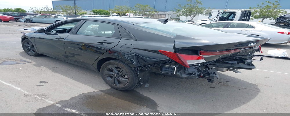 KMHLM4AG9NU344295 2022 HYUNDAI ELANTRA photo no. 3