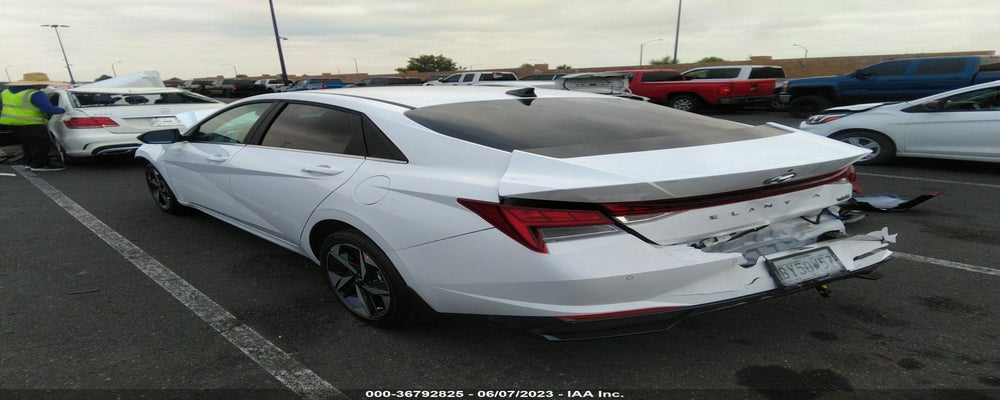 KMHLN4AJ8PU066033 2023 HYUNDAI ELANTRA HYBRID photo no. 3