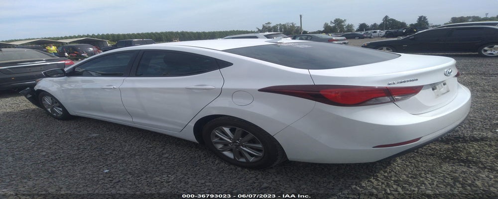 5NPDH4AE3FH612331 2015 HYUNDAI ELANTRA photo no. 3