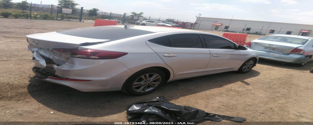 5NPD84LF9JH222767 2018 HYUNDAI ELANTRA photo no. 4