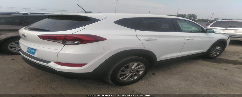 KM8J23A43HU519108 2017 HYUNDAI TUCSON photo no. 4