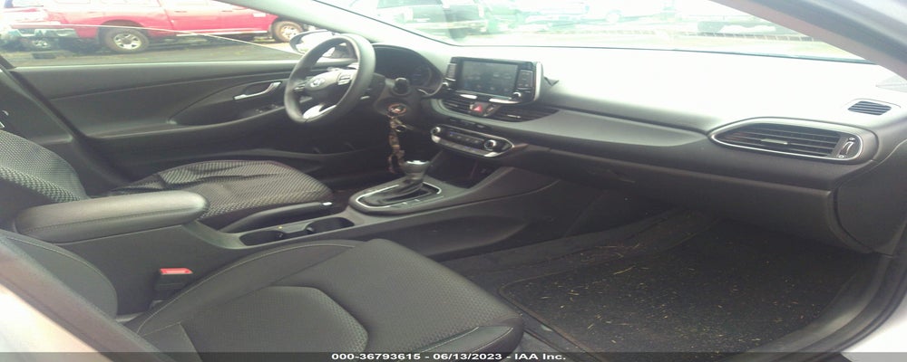 KMHH35LE9JU067796 2018 HYUNDAI ELANTRA GT photo no. 5