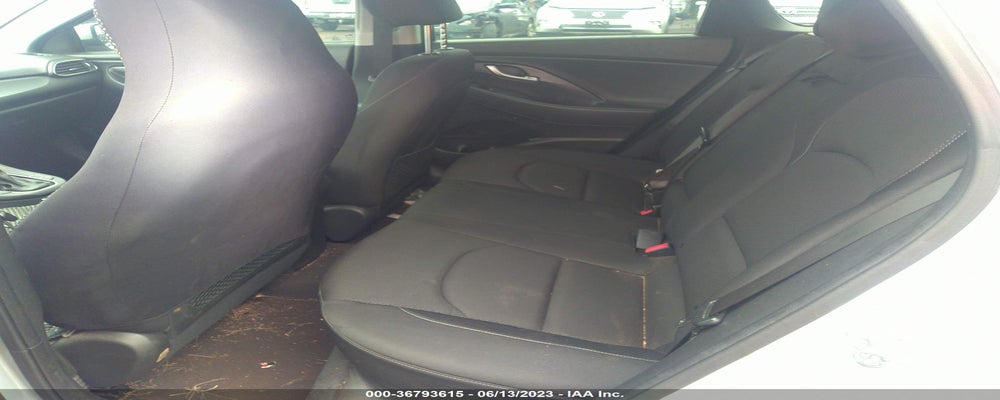 KMHH35LE9JU067796 2018 HYUNDAI ELANTRA GT photo no. 8