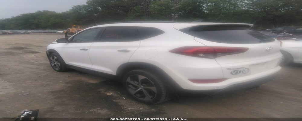 KM8J33A21GU085796 2016 HYUNDAI TUCSON photo no. 3