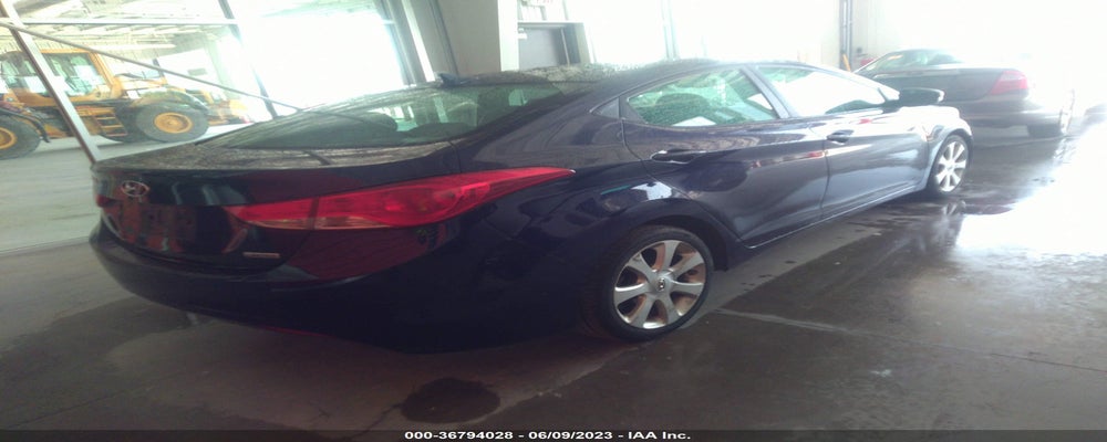 5NPDH4AEXDH380629 2013 HYUNDAI ELANTRA photo no. 4