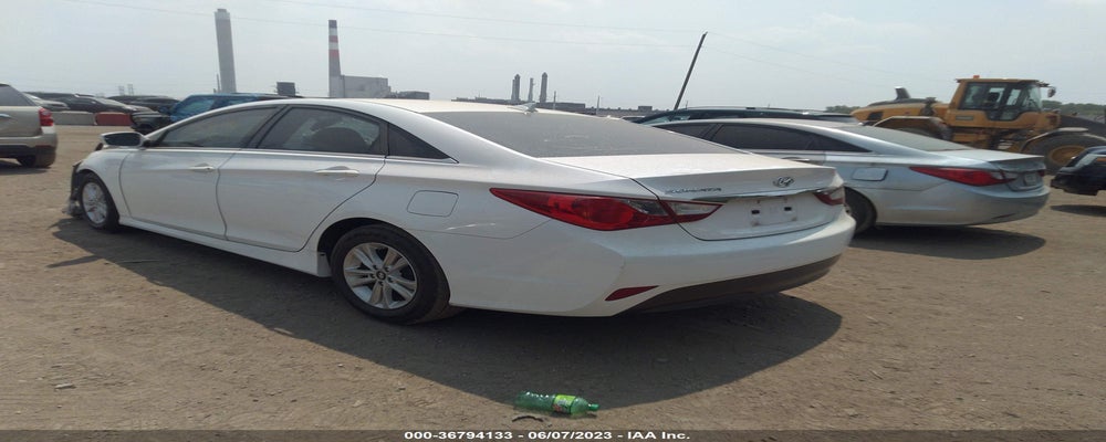 5NPEB4AC4EH898466 2014 HYUNDAI SONATA photo no. 3