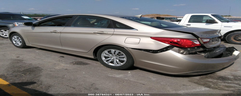 5NPEB4AC5BH077243 2011 HYUNDAI SONATA photo no. 3