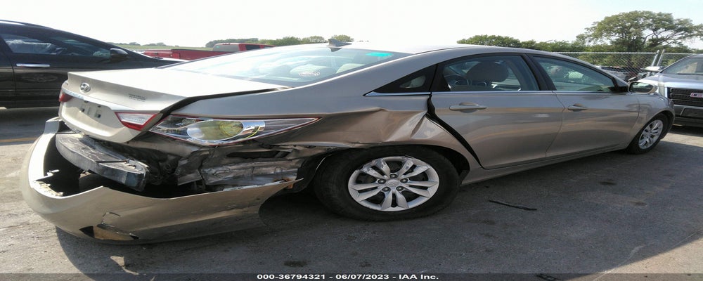 5NPEB4AC5BH077243 2011 HYUNDAI SONATA photo no. 4