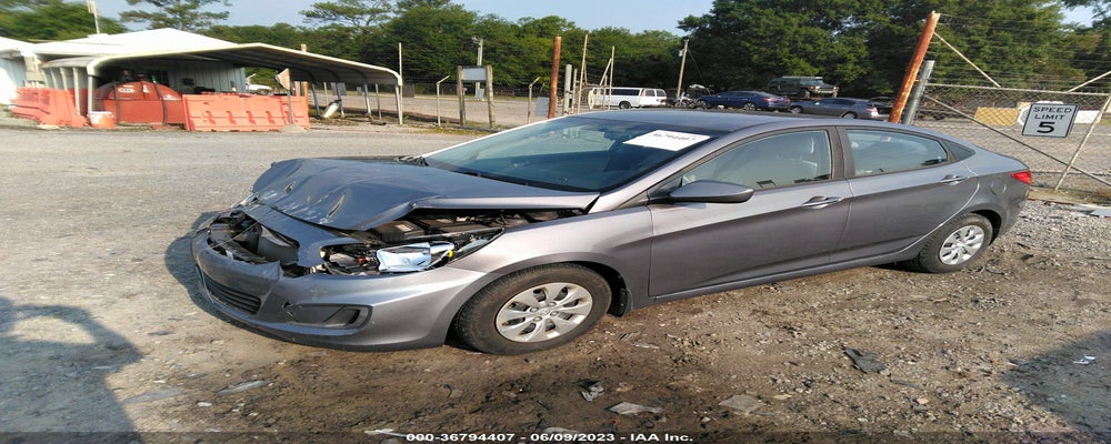 KMHCT4AE7GU102416 2016 HYUNDAI ACCENT photo no. 2