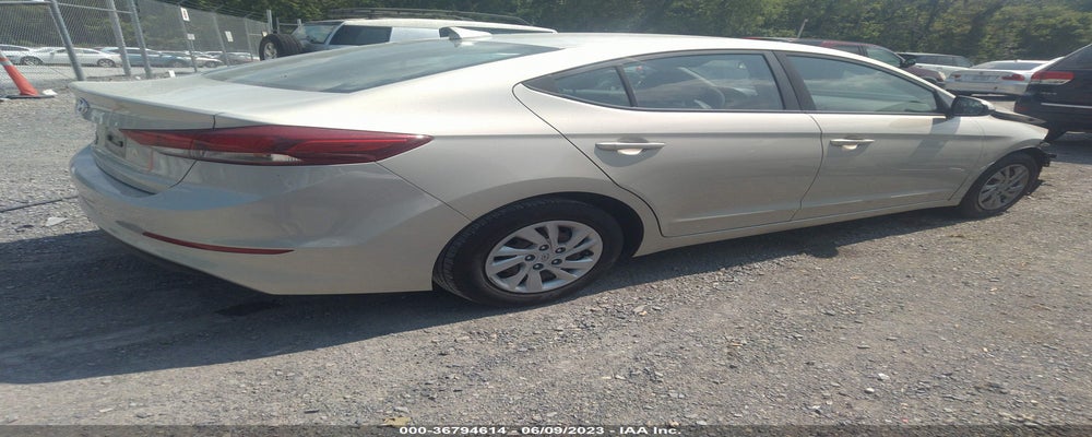 5NPD74LFXHH148644 2017 HYUNDAI ELANTRA photo no. 4