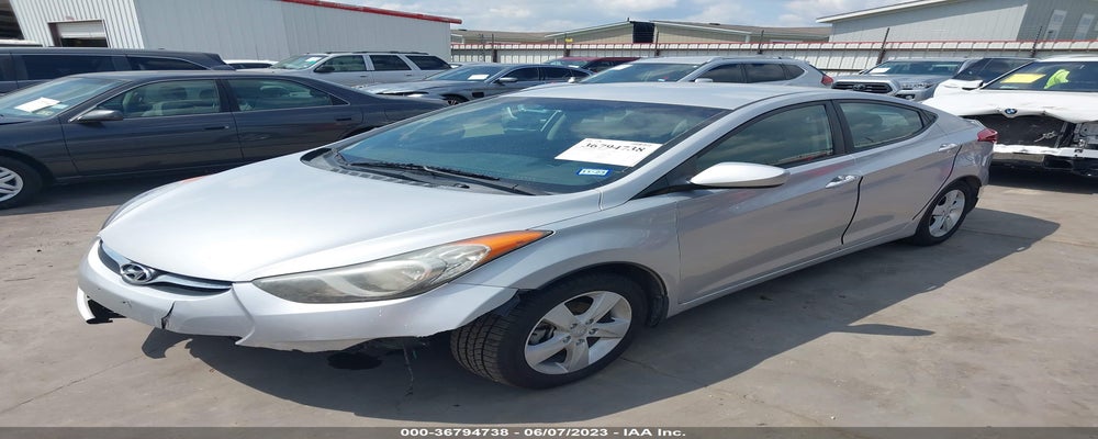 KMHDH4AE0DU962613 2013 HYUNDAI ELANTRA photo no. 2