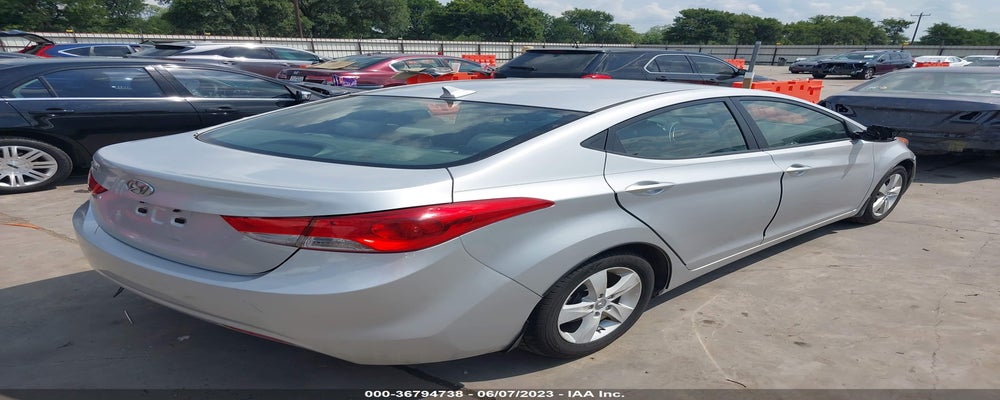 KMHDH4AE0DU962613 2013 HYUNDAI ELANTRA photo no. 4