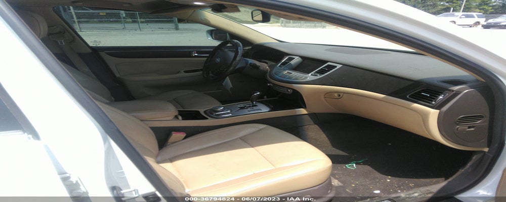 KMHGC4DF5BU141424 2011 HYUNDAI GENESIS photo no. 5