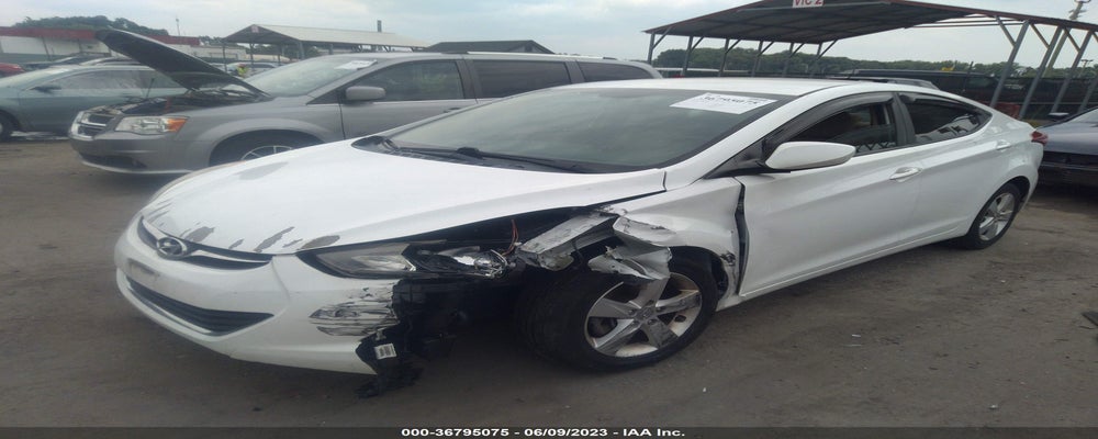 5NPDH4AE2DH291945 2013 HYUNDAI ELANTRA photo no. 2