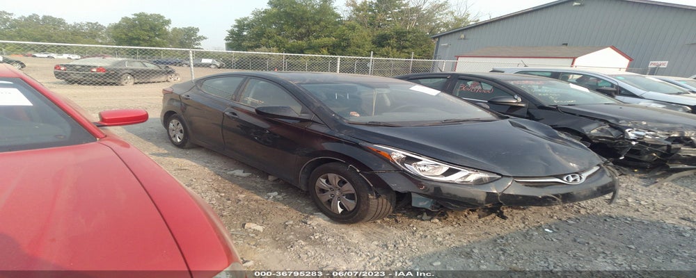KMHDH4AE3GU607469 2016 HYUNDAI ELANTRA photo no. 3