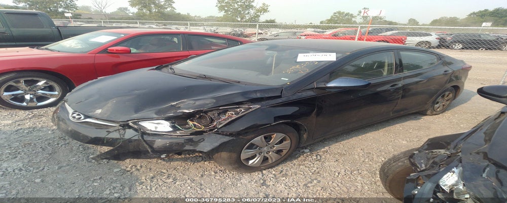 KMHDH4AE3GU607469 2016 HYUNDAI ELANTRA photo no. 2