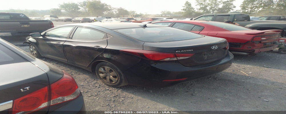 KMHDH4AE3GU607469 2016 HYUNDAI ELANTRA photo no. 3