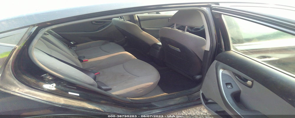 KMHDH4AE3GU607469 2016 HYUNDAI ELANTRA photo no. 8