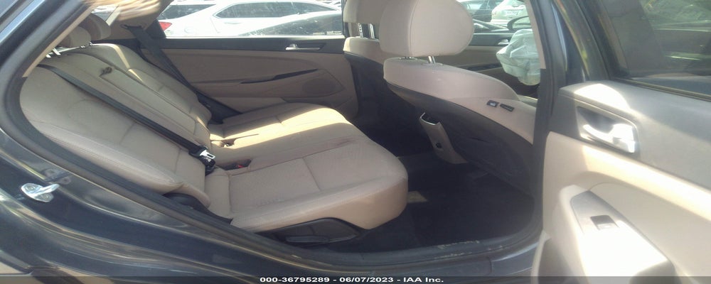 KM8J33AL2KU036219 2019 HYUNDAI TUCSON photo no. 8