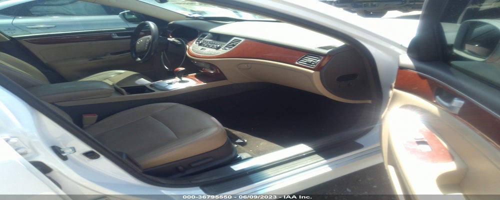KMHGC4DD1EU263555 2014 HYUNDAI GENESIS photo no. 5