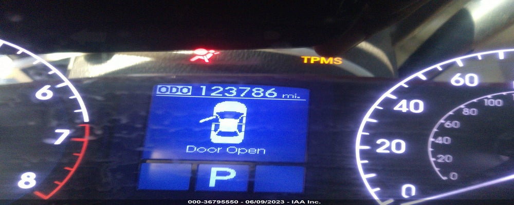 KMHGC4DD1EU263555 2014 HYUNDAI GENESIS photo no. 7