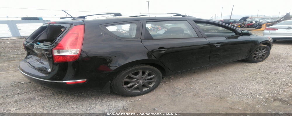 KMHDC8AE9CU133883 2012 HYUNDAI ELANTRA TOURING photo no. 4