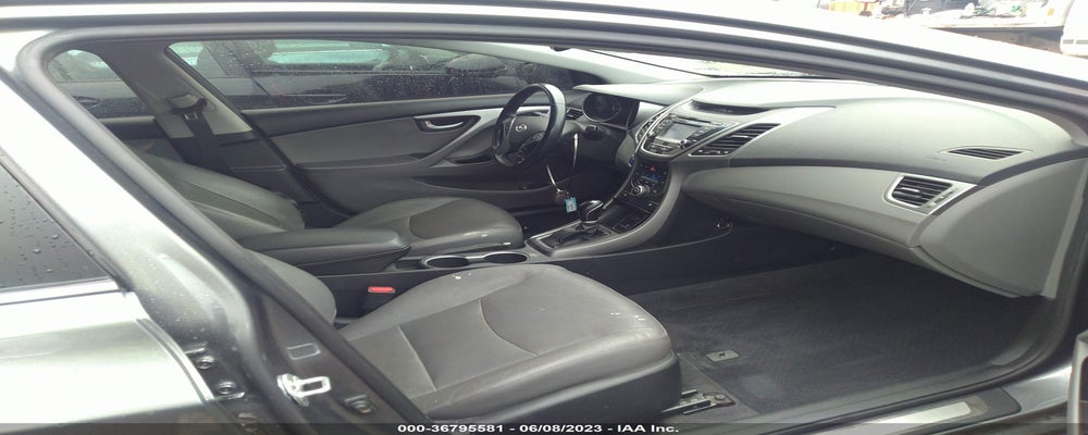 KMHDH4AE1GU631706 2016 HYUNDAI ELANTRA photo no. 5