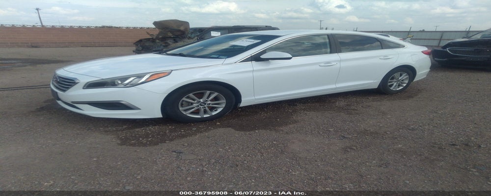 5NPE24AF2GH271343 2016 HYUNDAI SONATA photo no. 2