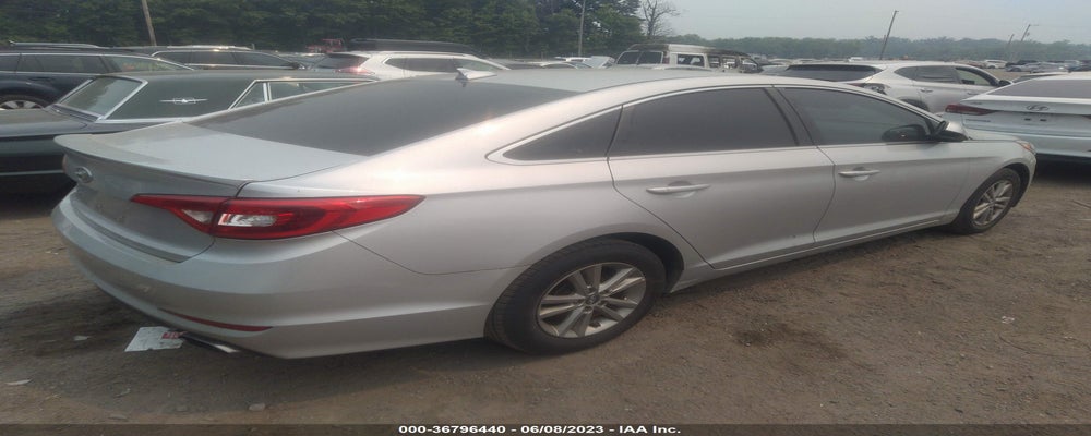 5NPE24AF9HH501574 2017 HYUNDAI SONATA photo no. 4