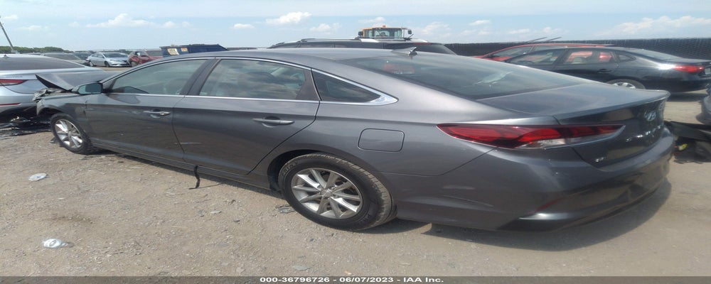 5NPE24AF7JH711581 2018 HYUNDAI SONATA photo no. 3