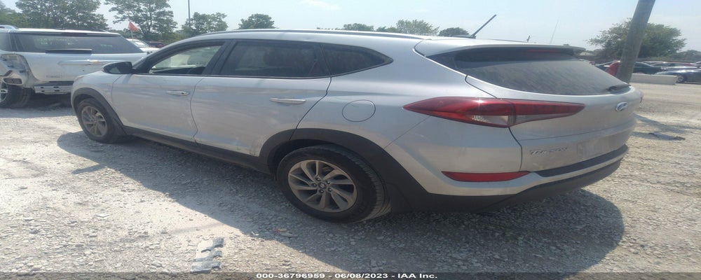 KM8J33A48GU083030 2016 HYUNDAI TUCSON photo no. 3