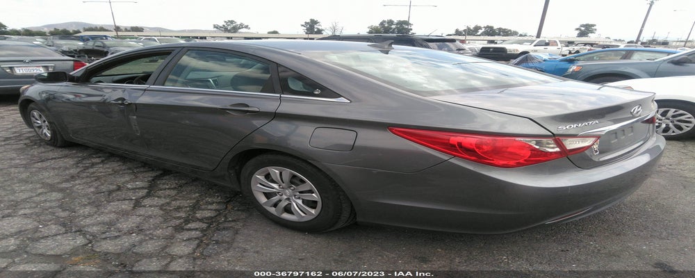 5NPEB4AC0BH013529 2011 HYUNDAI SONATA photo no. 3