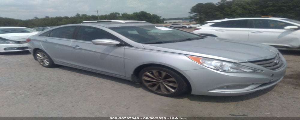 5NPEC4AC3BH113363 2011 HYUNDAI SONATA photo no. 1