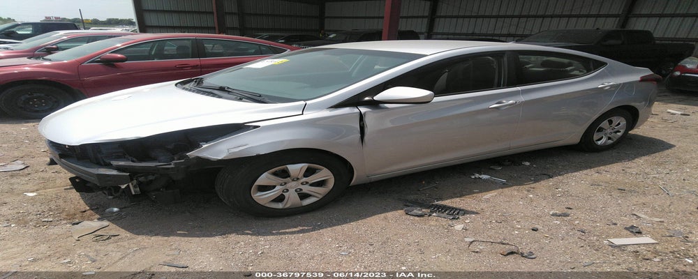 5NPDH4AE6GH737826 2016 HYUNDAI ELANTRA photo no. 2