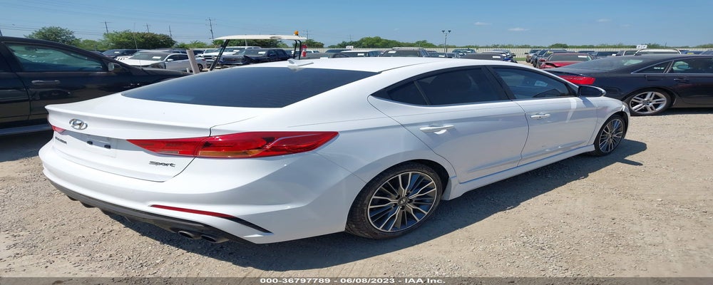KMHD04LB2JU537884 2018 HYUNDAI ELANTRA photo no. 4