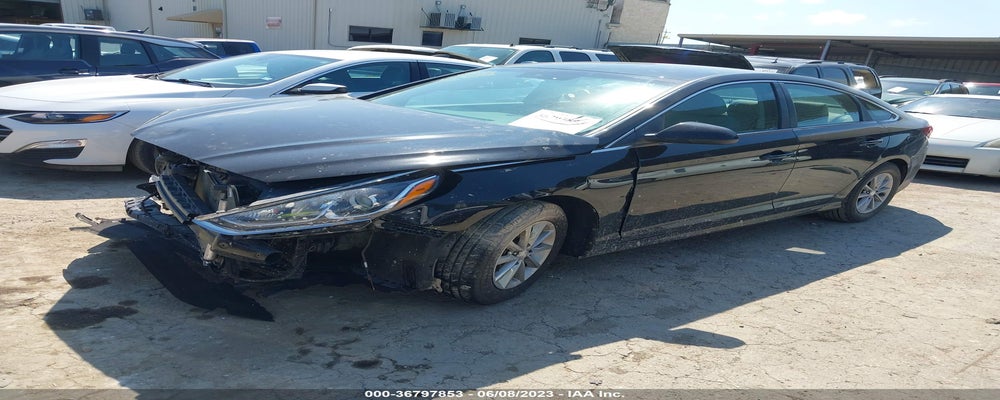 5NPE24AF3JH687473 2018 HYUNDAI SONATA photo no. 2