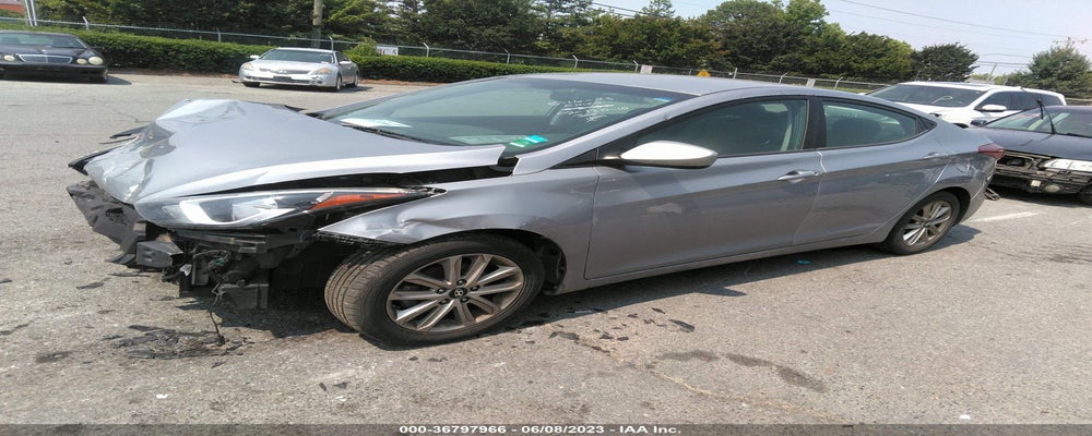 5NPDH4AE6FH631911 2015 HYUNDAI ELANTRA photo no. 2