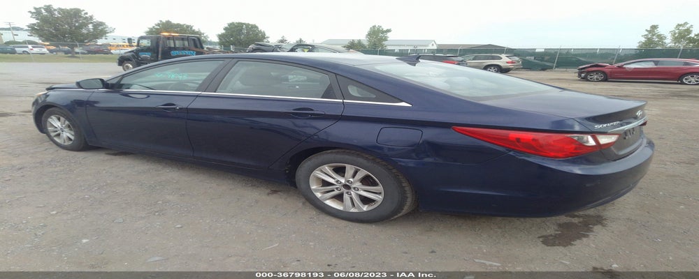 5NPEB4AC7BH046432 2011 HYUNDAI SONATA photo no. 3