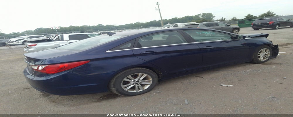 5NPEB4AC7BH046432 2011 HYUNDAI SONATA photo no. 4