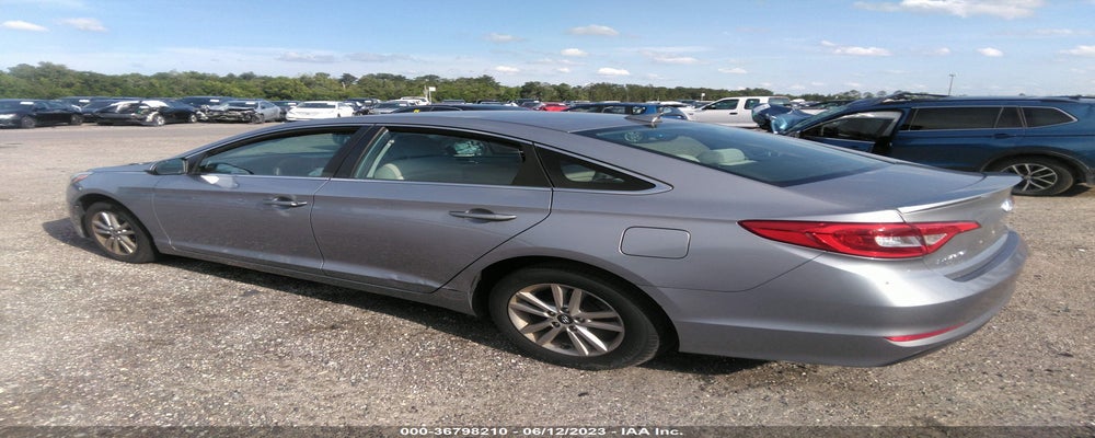 5NPE24AF6HH527260 2017 HYUNDAI SONATA photo no. 3