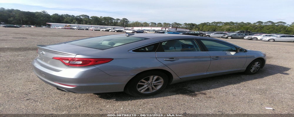 5NPE24AF6HH527260 2017 HYUNDAI SONATA photo no. 4