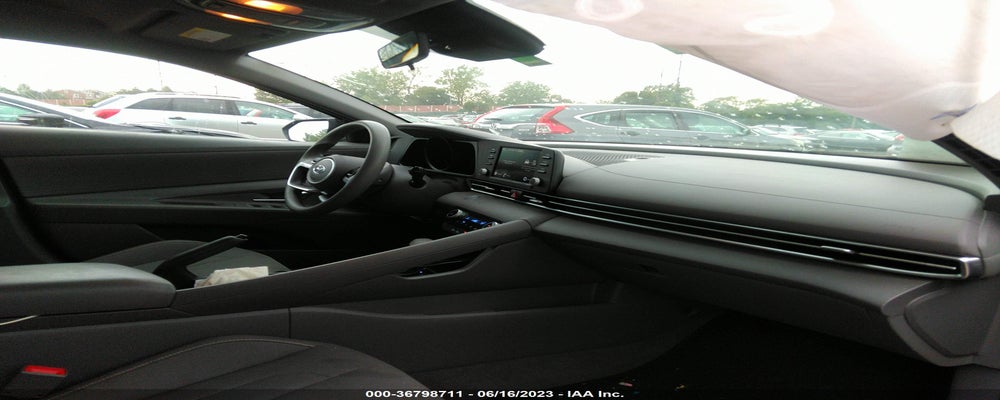 KMHLM4AG0MU105880 2021 HYUNDAI ELANTRA photo no. 5