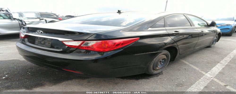 5NPEB4AC3DH792783 2013 HYUNDAI SONATA photo no. 4