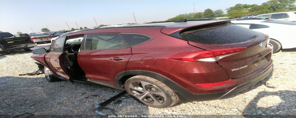 KM8J3CA26GU109882 2016 HYUNDAI TUCSON photo no. 3