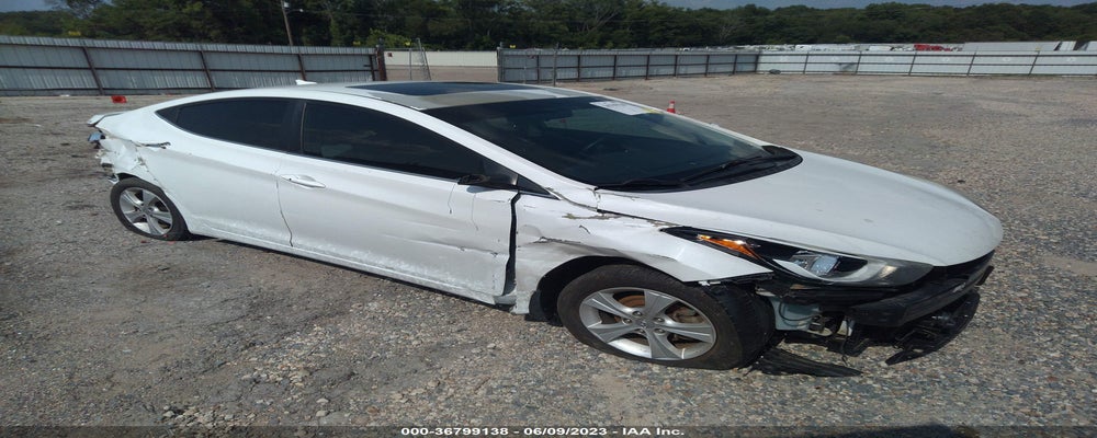 5NPDH4AE3GH697446 2016 HYUNDAI ELANTRA photo no. 16