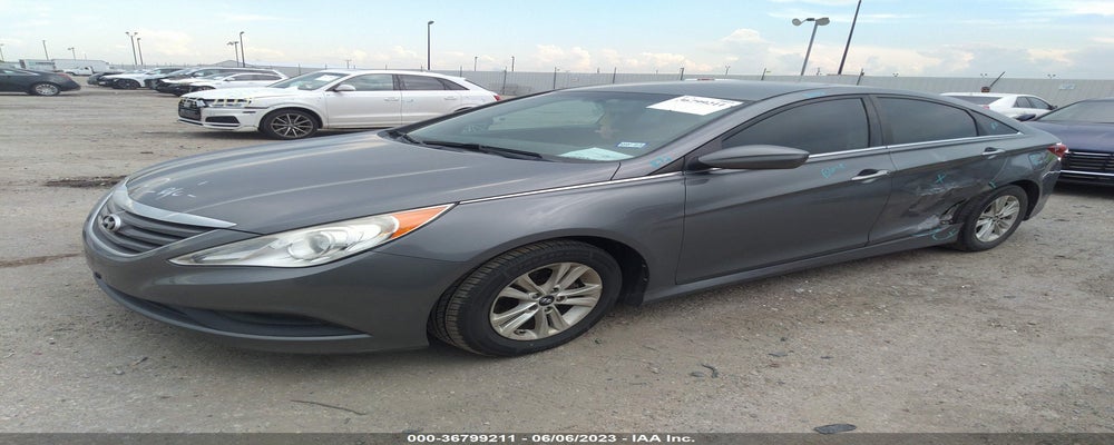 5NPEB4AC4EH895969 2014 HYUNDAI SONATA photo no. 2